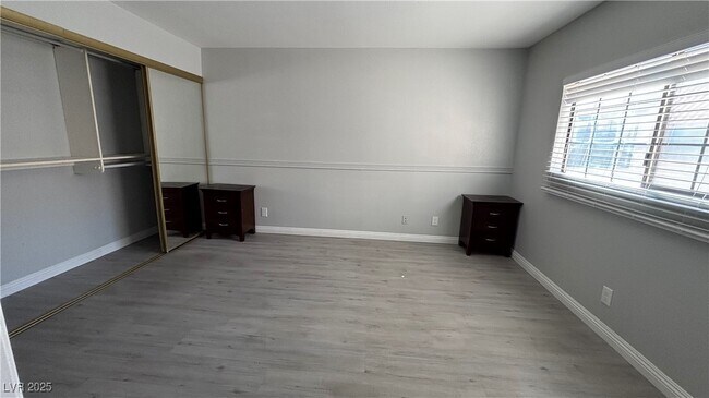 Building Photo - 4151 Gannet Cir