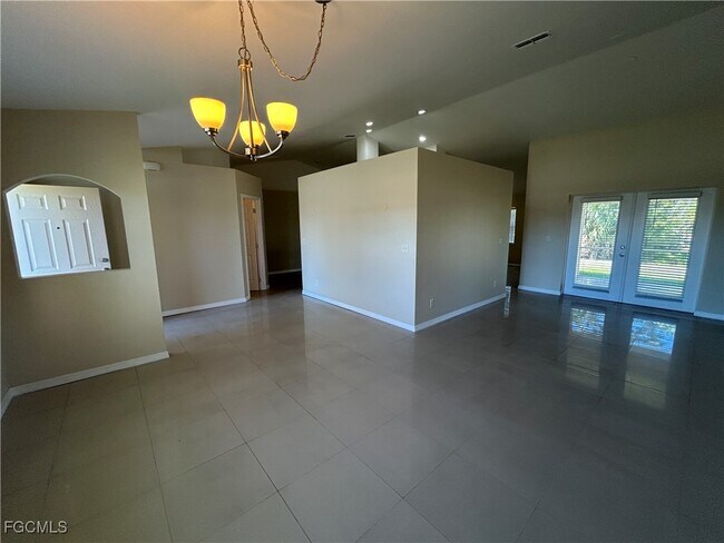 Building Photo - 3516 SW 15th Pl