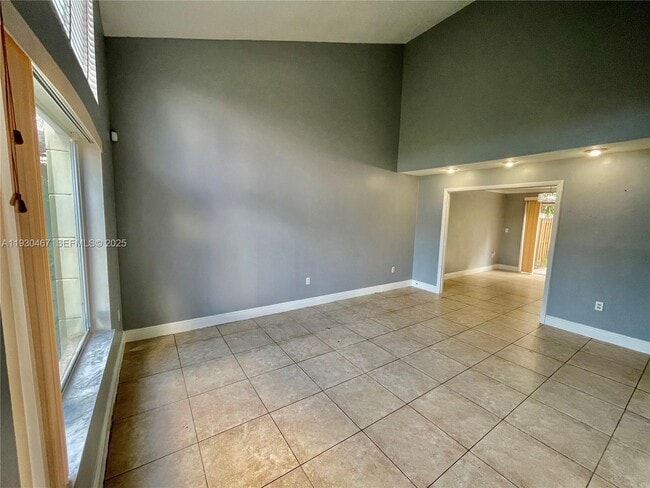 Building Photo - 10223 SW 156th Ave