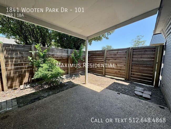Building Photo - 1841 Wooten Park Dr