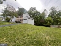 Building Photo - 7 Pipestem Ct