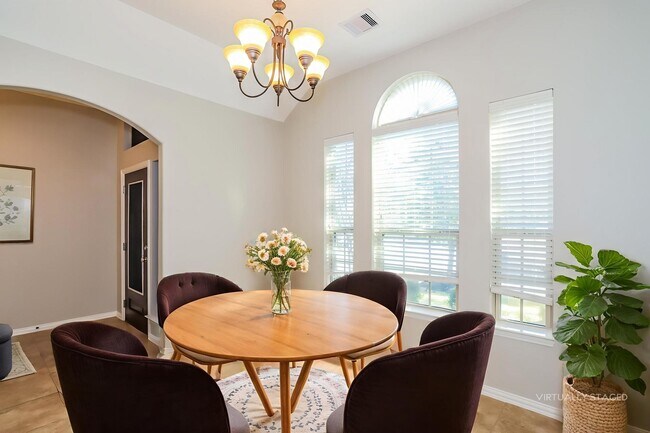 Building Photo - 7426 Upland Mill Ln