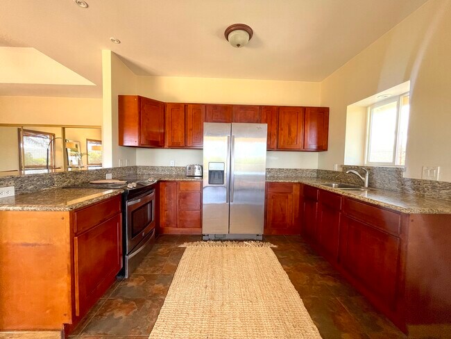 Building Photo - 5146 Lawai Rd