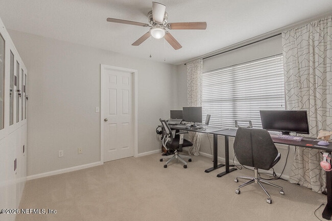 Building Photo - 1432 Greyfield Dr