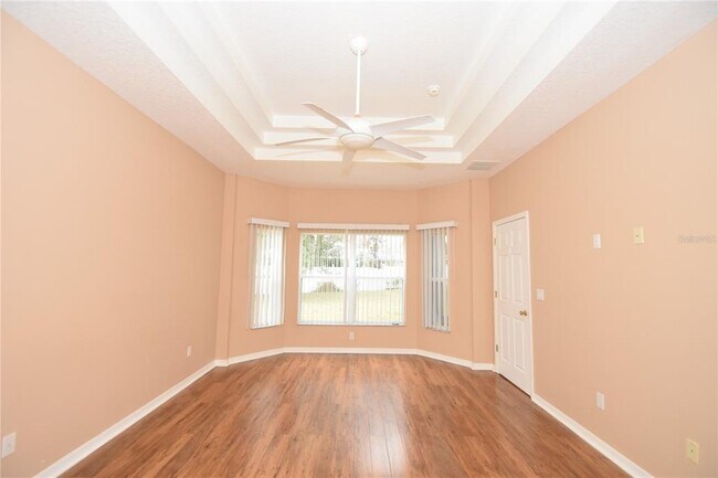 Building Photo - 11 Ellsworth Dr