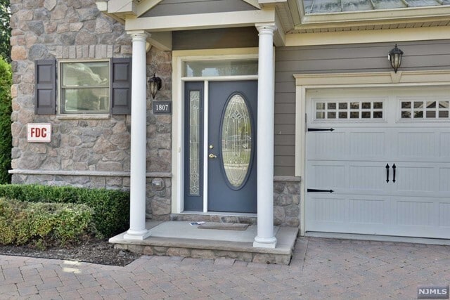 Building Photo - 1807 Whitney Ln