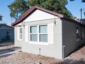 Building Photo - 1526 Wood Rd
