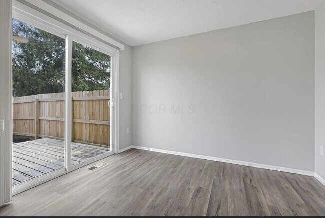 Building Photo - 2818 Avati Dr