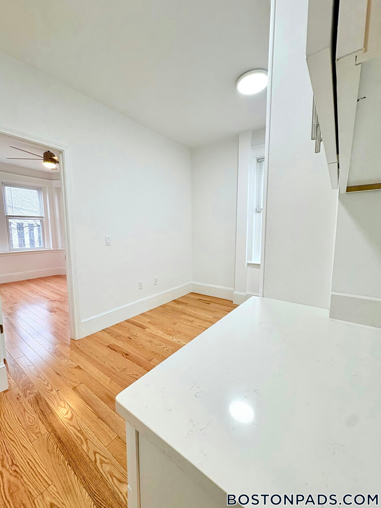 Building Photo - 175 Hemenway St