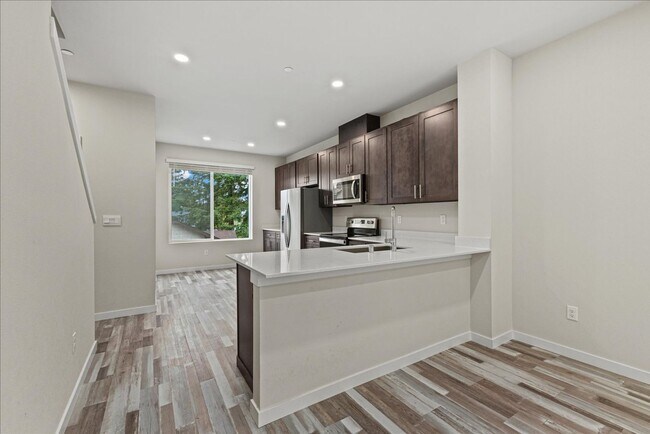 Building Photo - New Construction 2-Bed Townhome Near Boein...
