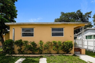 Building Photo - 1841 NW 152nd St