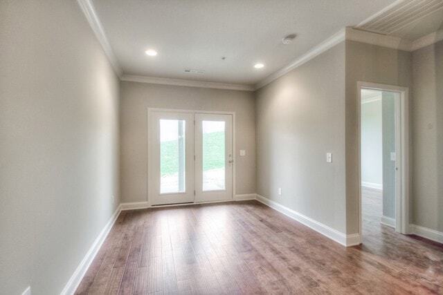 Building Photo - 1457 Channing Dr