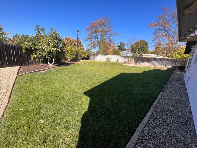 Building Photo - FULLY REMODELED 3+BR/2BA home in EL CAJON ...