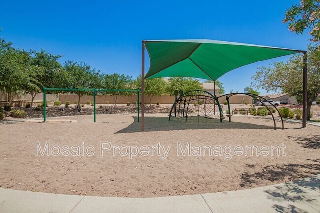 Building Photo - 35565 N Bandolier Dr