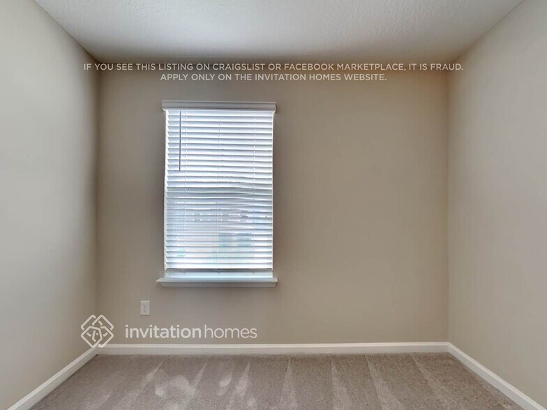 Building Photo - 13267 Shore Grass Dr