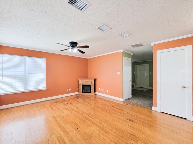 Building Photo - 9607 Farrell Dr