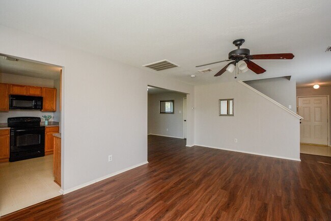 Building Photo - 6835 Lower Arrow Dr