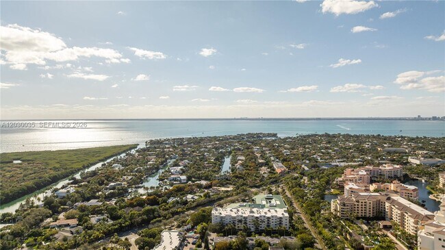 Building Photo - 210 Seaview Dr