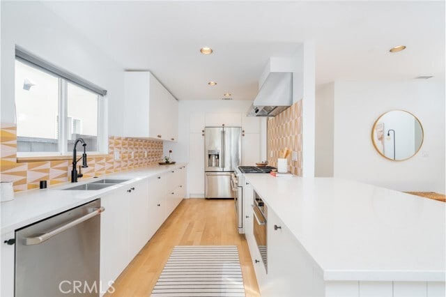 Building Photo - 444 36th St