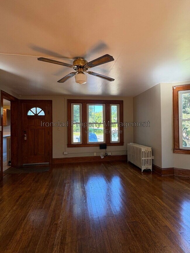 Building Photo - 51 Grove St