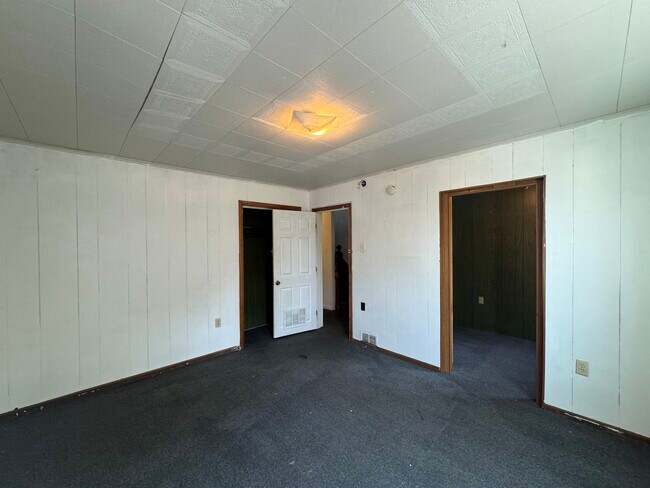 Building Photo - 505 Cato St