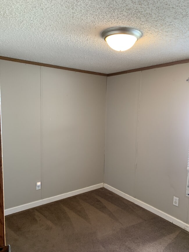 Building Photo - 154 Zackary St