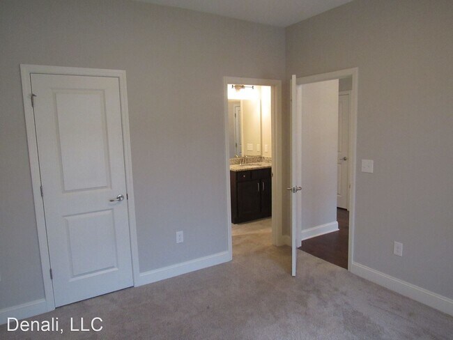 Building Photo - 3 br, 3 bath House - 222 Castle Downs Lane...