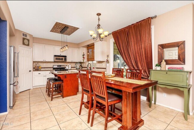 Building Photo - 40454 La Quinta Ct