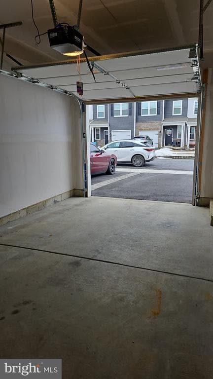 Building Photo - 30 Elliot Ln