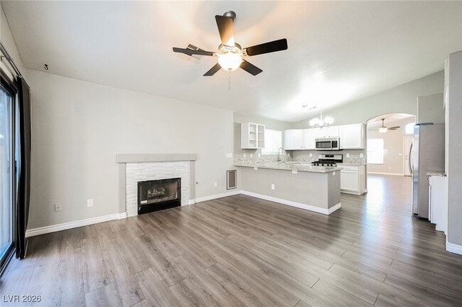 Building Photo - 875 Wallach Ave