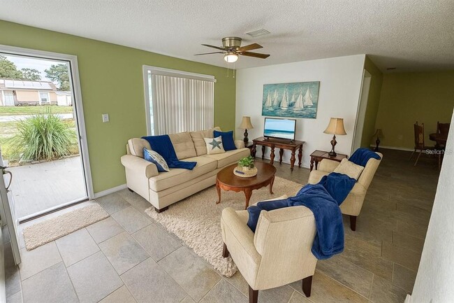 Building Photo - 11063 Auburndale St