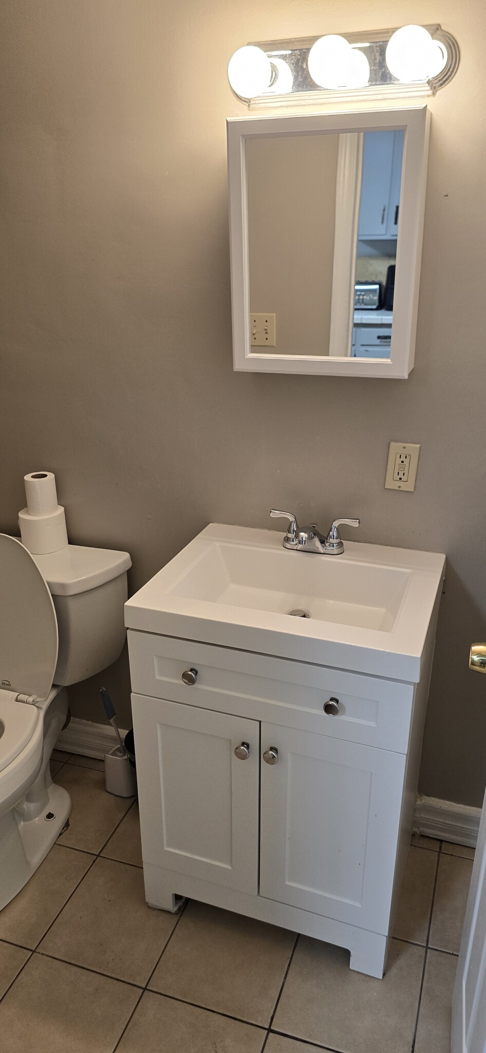 New vanity - 427 Taylor Ave