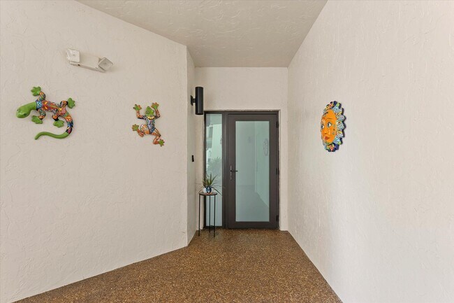 Building Photo - 800 Andrews Ave