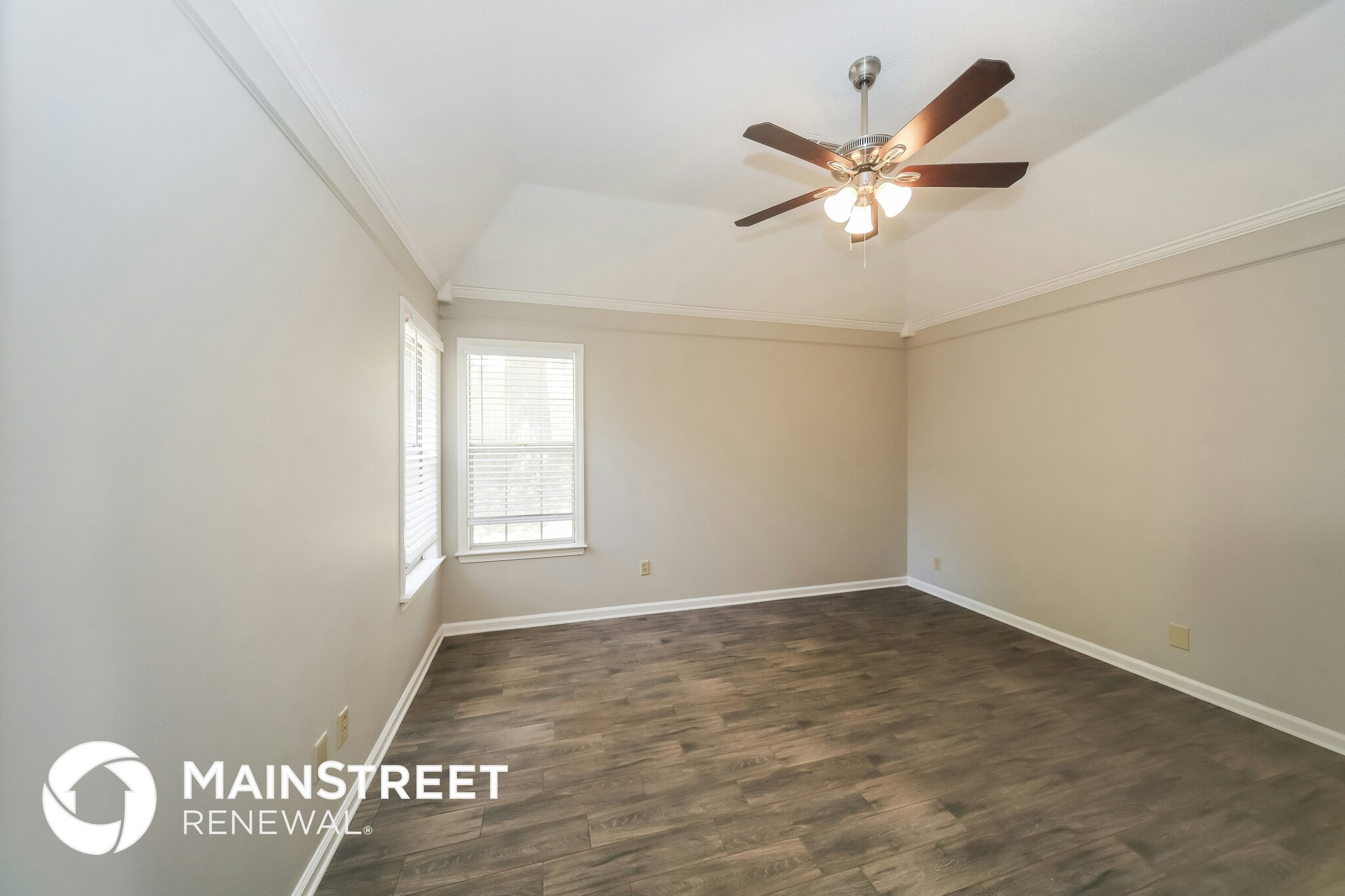 Building Photo - 5304 Shady Ridge Dr