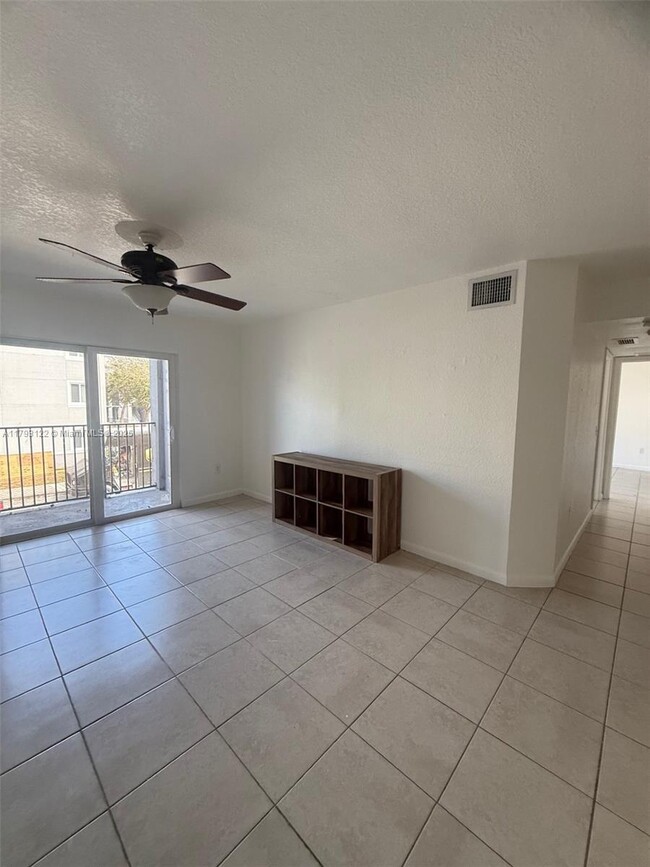 Building Photo - 15410 SW 284th St
