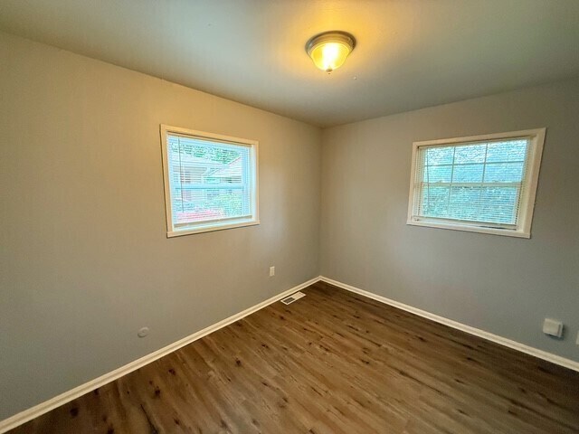 Building Photo - 3153 Normandy Rd