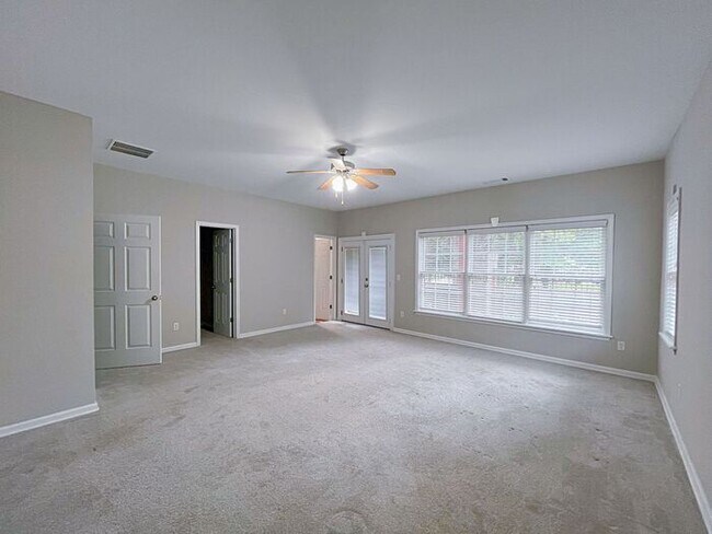 Building Photo - 3264 Tomeh Way