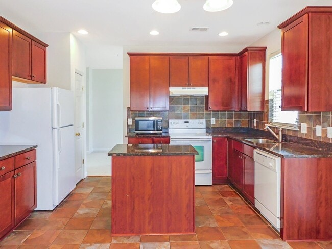 Building Photo - 21310 Jettison Ct
