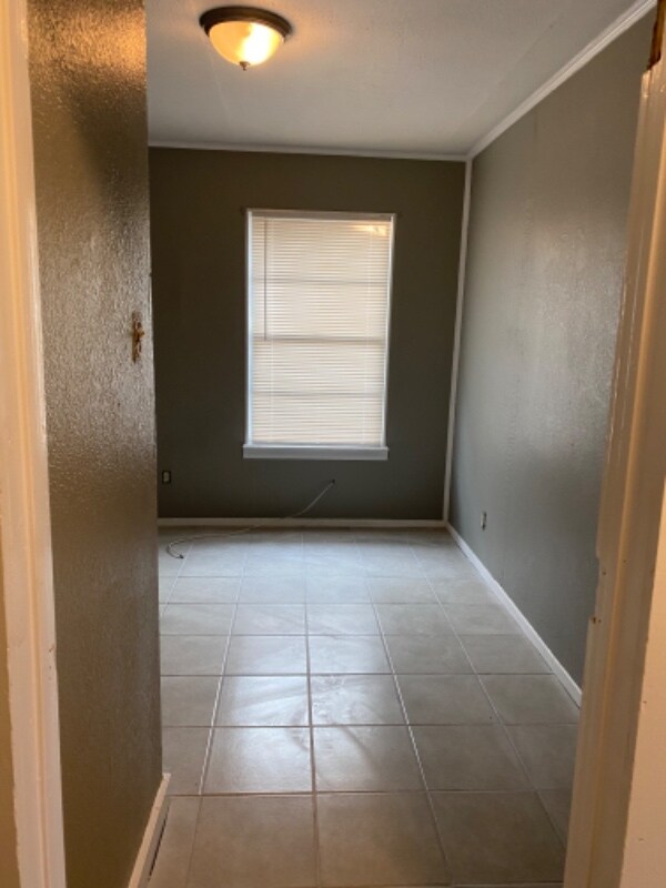 Building Photo - 146 Bernice Dr