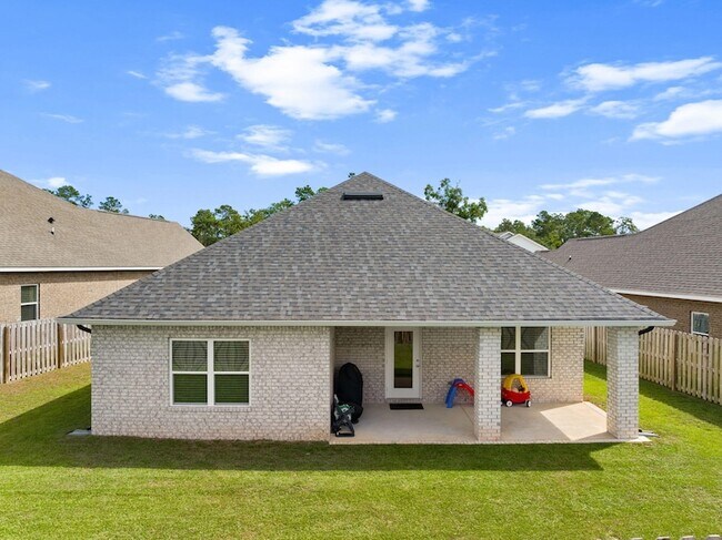 Building Photo - 93 Eagles Nest Dr