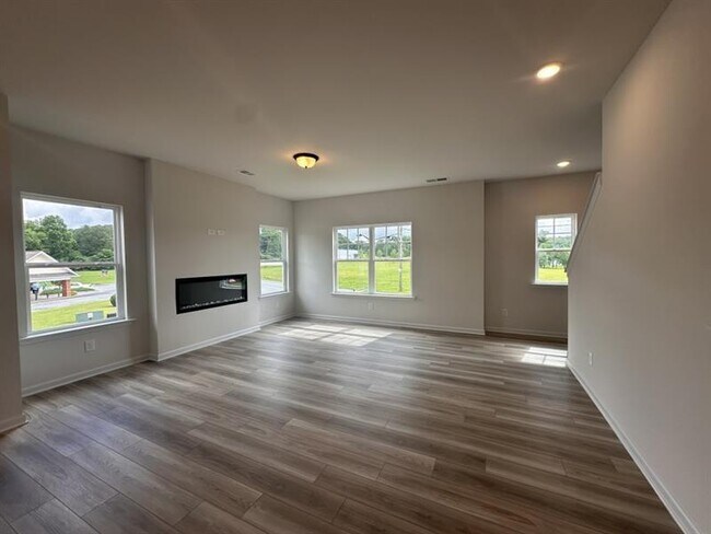 Building Photo - 59 Professional Pl