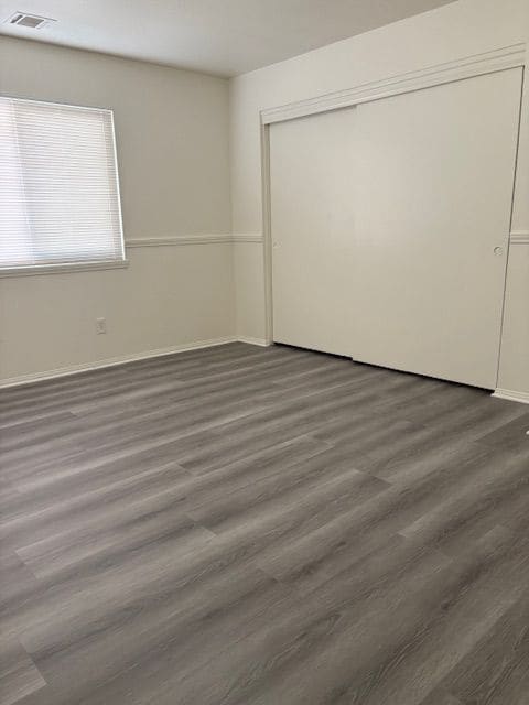 Building Photo - 14256 La Paz Dr