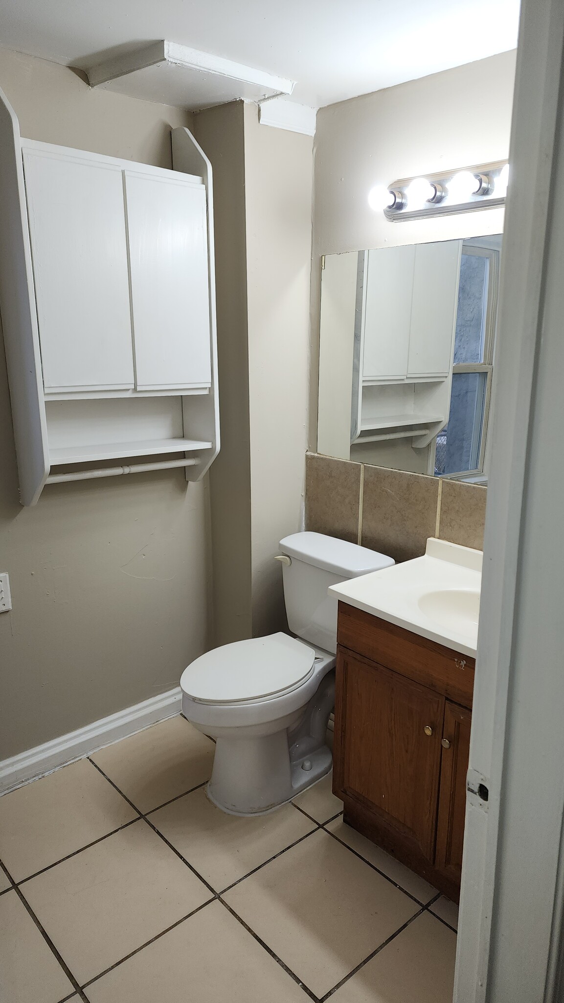 Building Photo - 23156 Bolam Ave