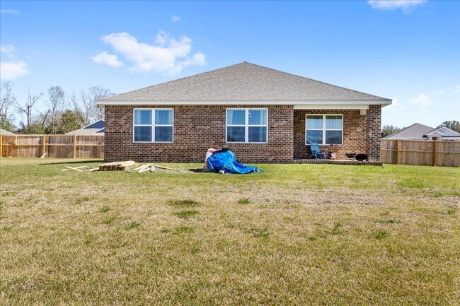 Building Photo - 3 Bed 2 Bath Home Lucedale City Limits