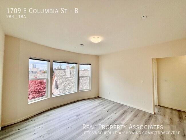 Building Photo - 1709 E Columbia St