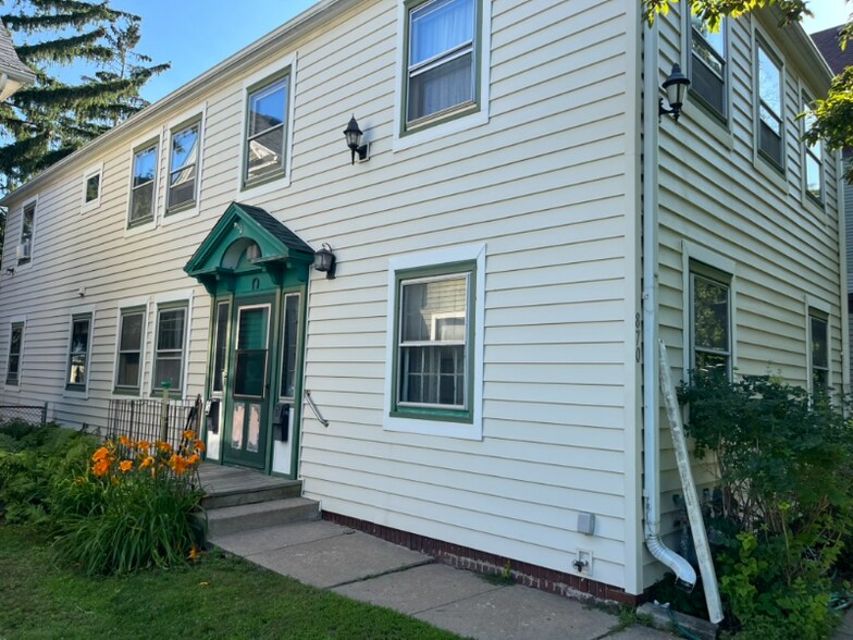 Primary Photo - 870 Ashland Ave