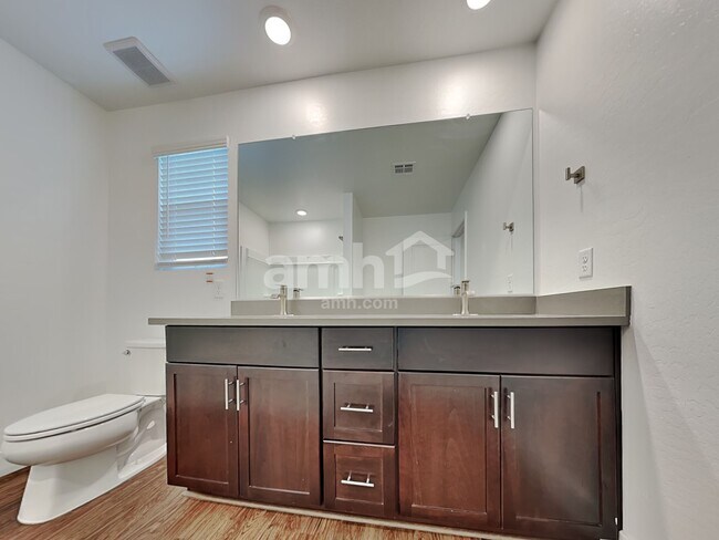 Building Photo - 21469 S 231st Way