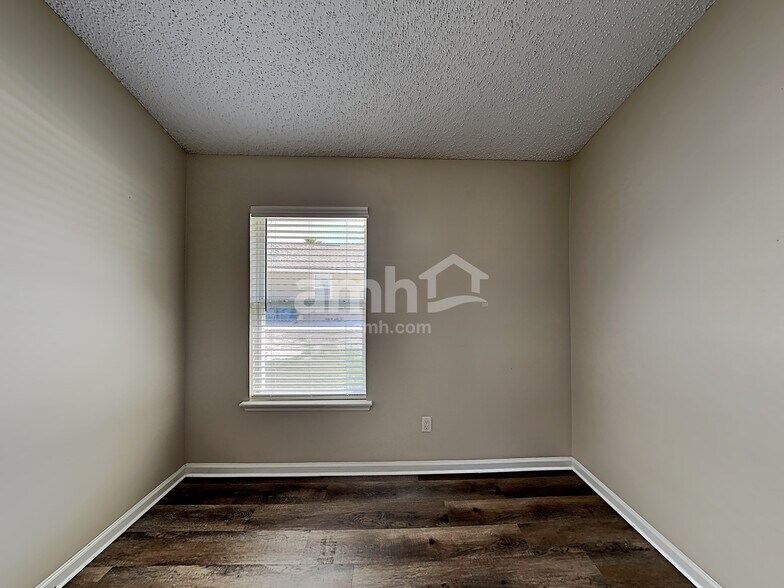 Building Photo - 976 Ashton Cove Terrace