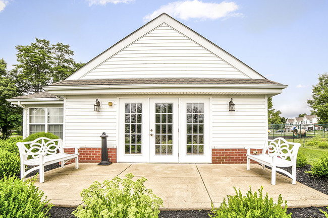 Building Photo - Hickory Meadow