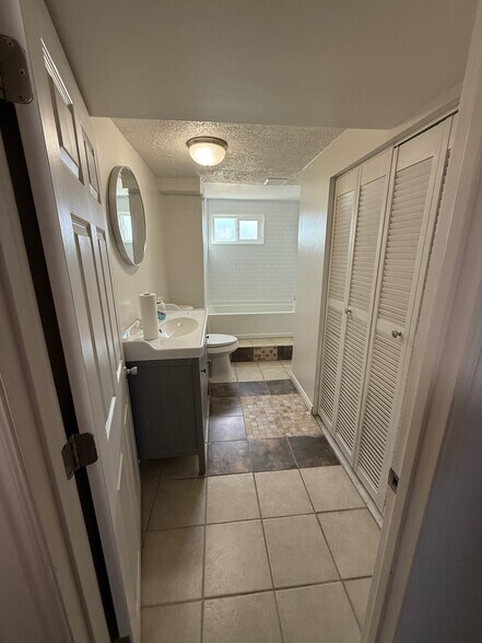 Building Photo - 1105 W 10550 S